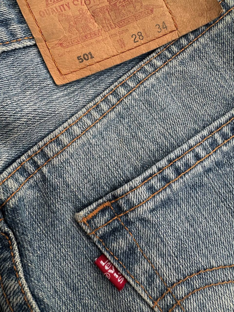 LEVI'S 501 REGULAR FIT (36)