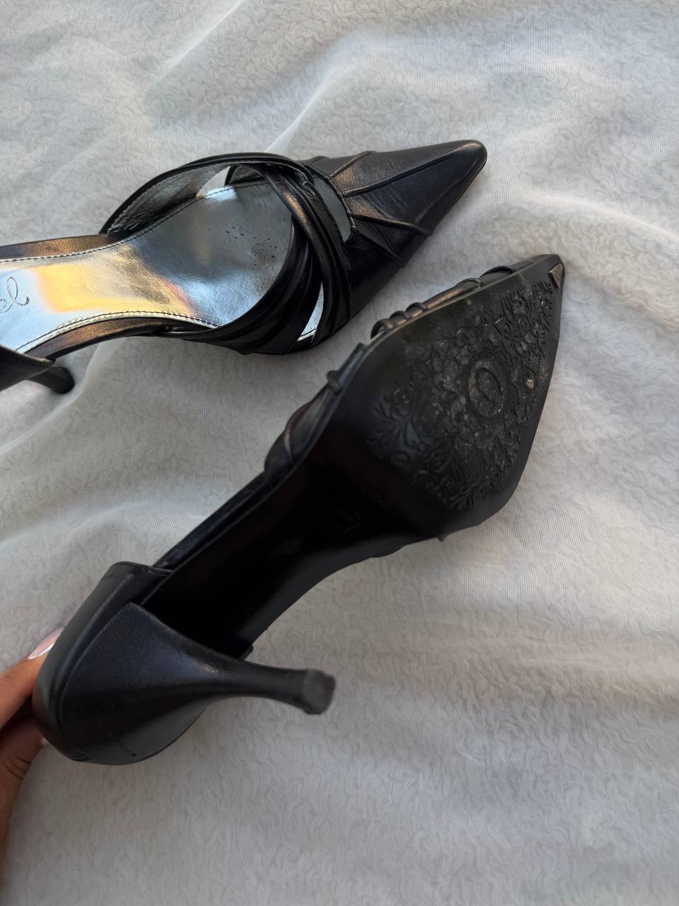 BLACK KITTEN HEELS GACEL (37)