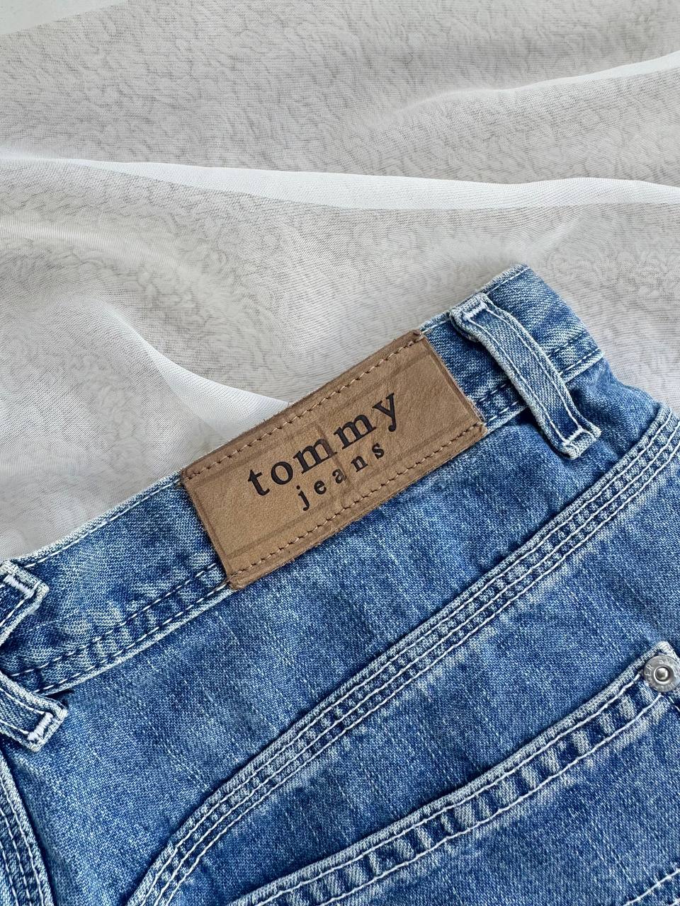 SHORT TOMMY JEANS (38)