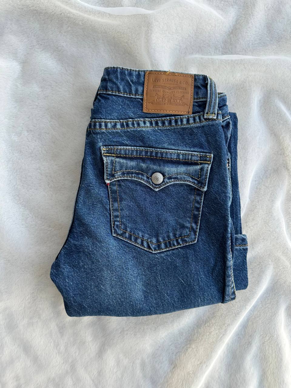 LEVI'S BOOT CUT (36)