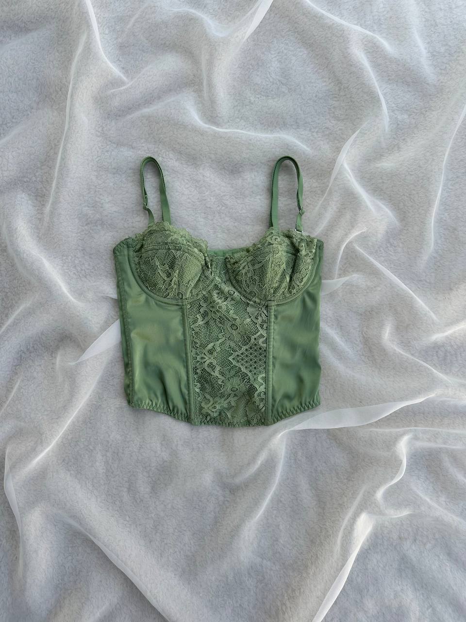 URBAN OUTFITTERS (S)