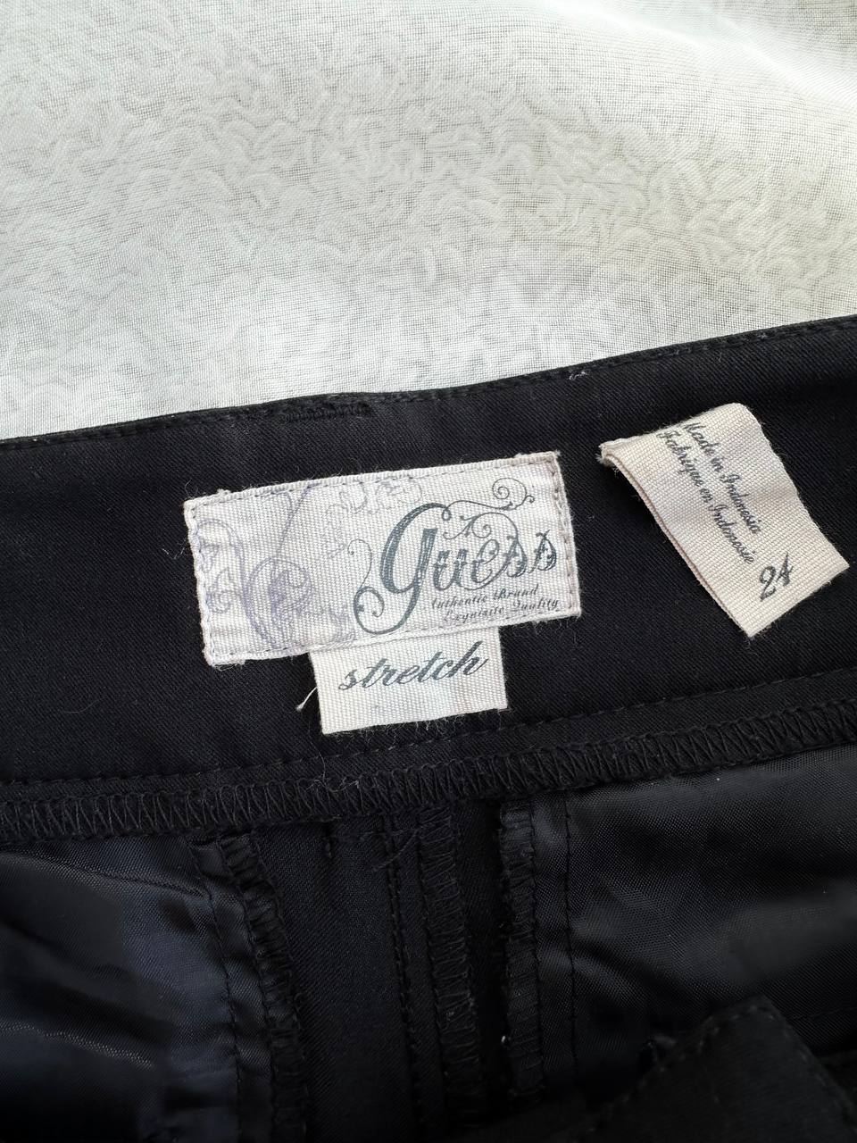 MICRO SHORT GUESS (36)