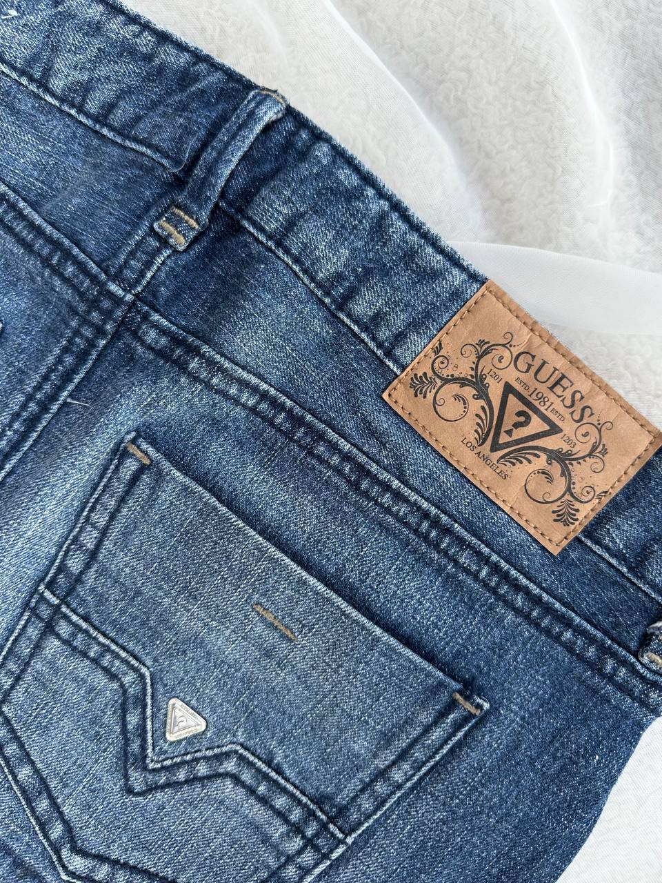 GUESS MINI (M)