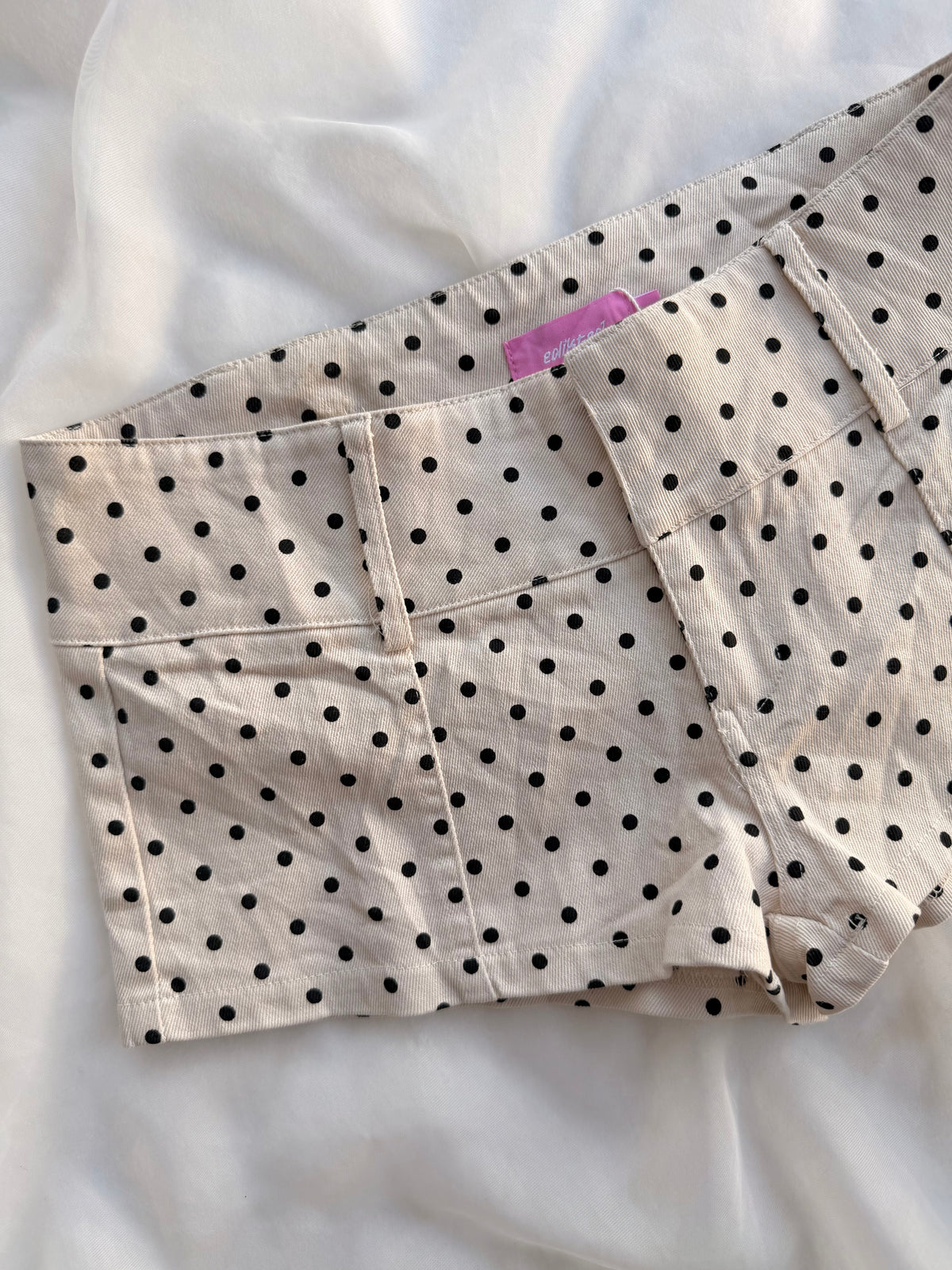 EDIKTED MICRO SHORT (XS)