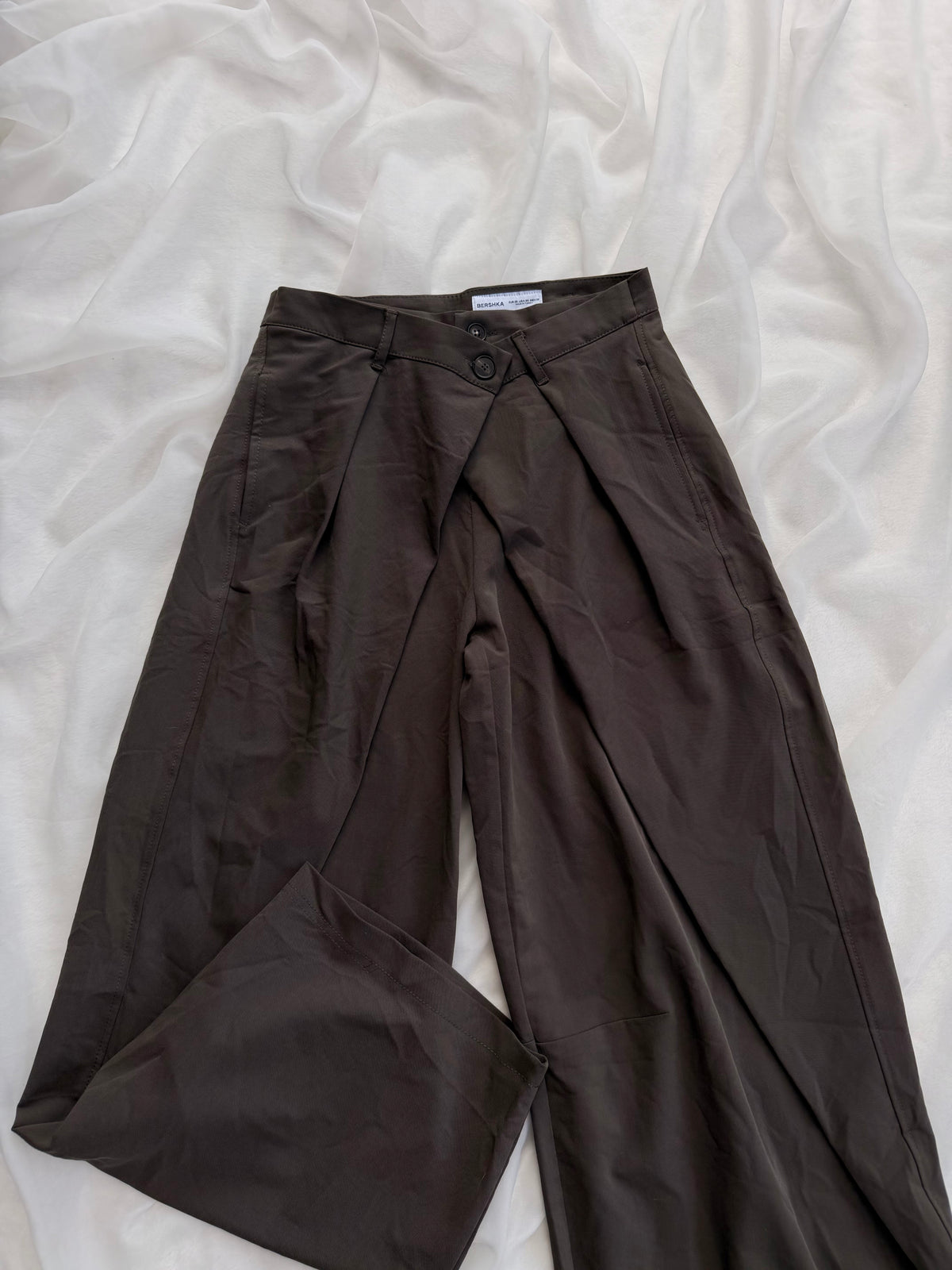 BERSHKA WIDE LEG (36)