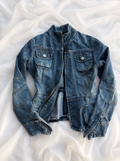 DENIM JACKET (S)