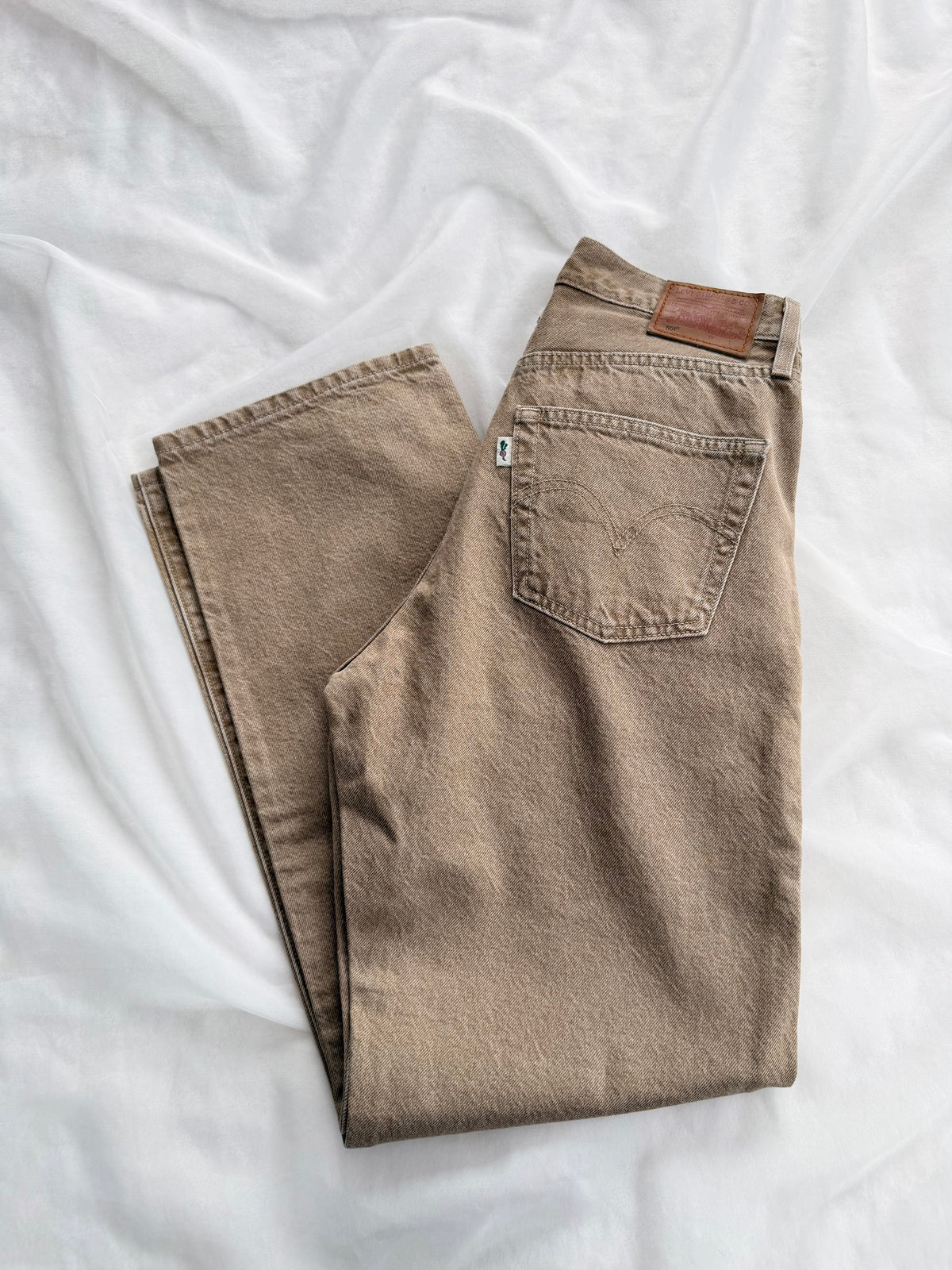 LEVI’S 501 PANTS (38)