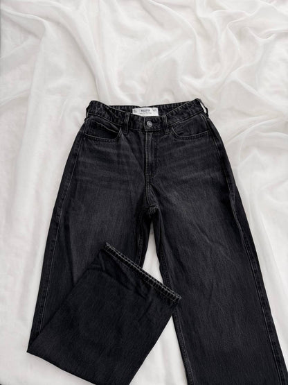 HOLLISTER BAGGY (36)