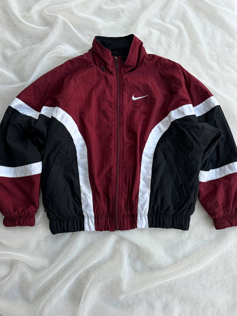 CHAQUETA NIKE (XL)
