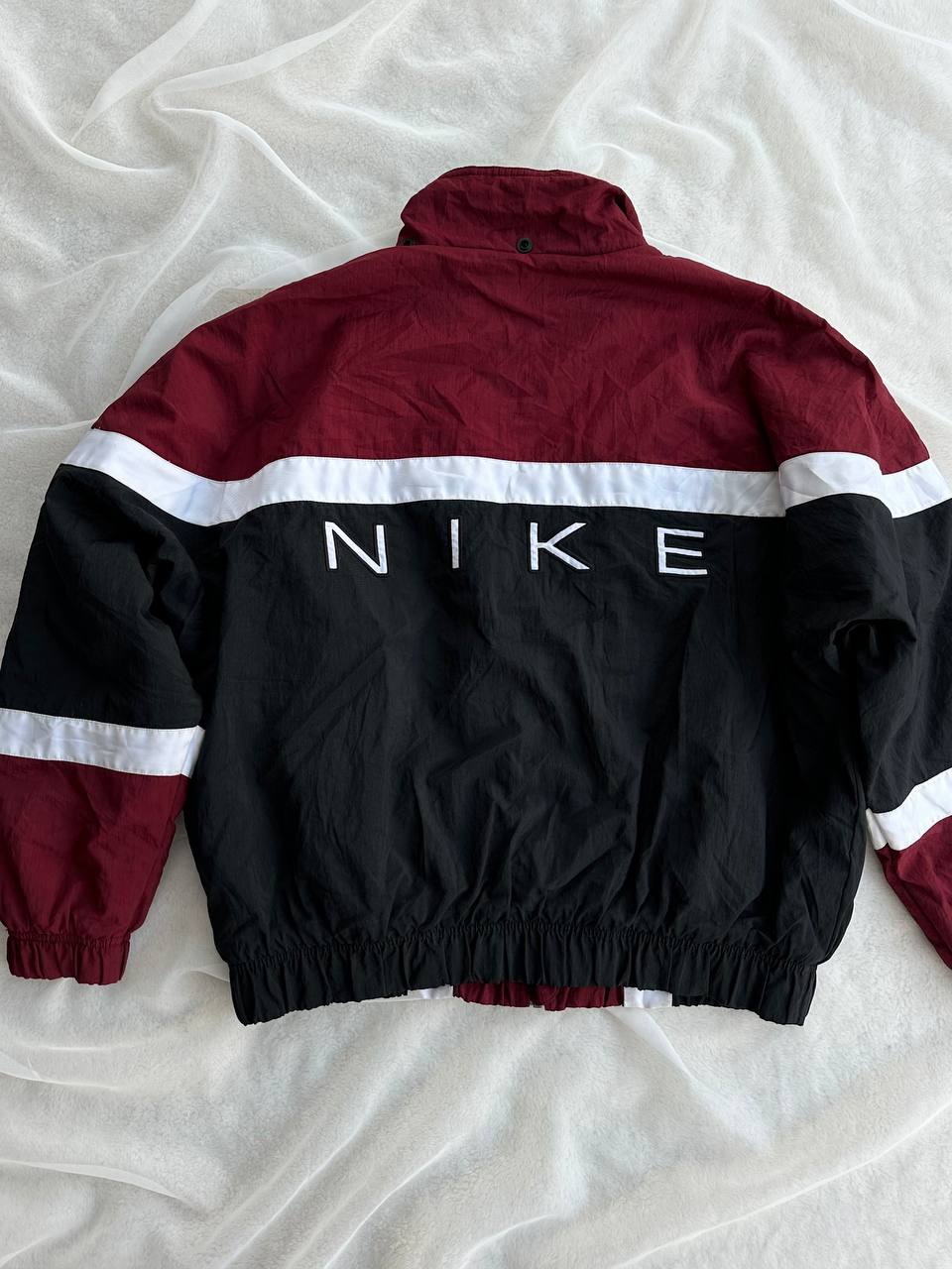 CHAQUETA NIKE (XL)