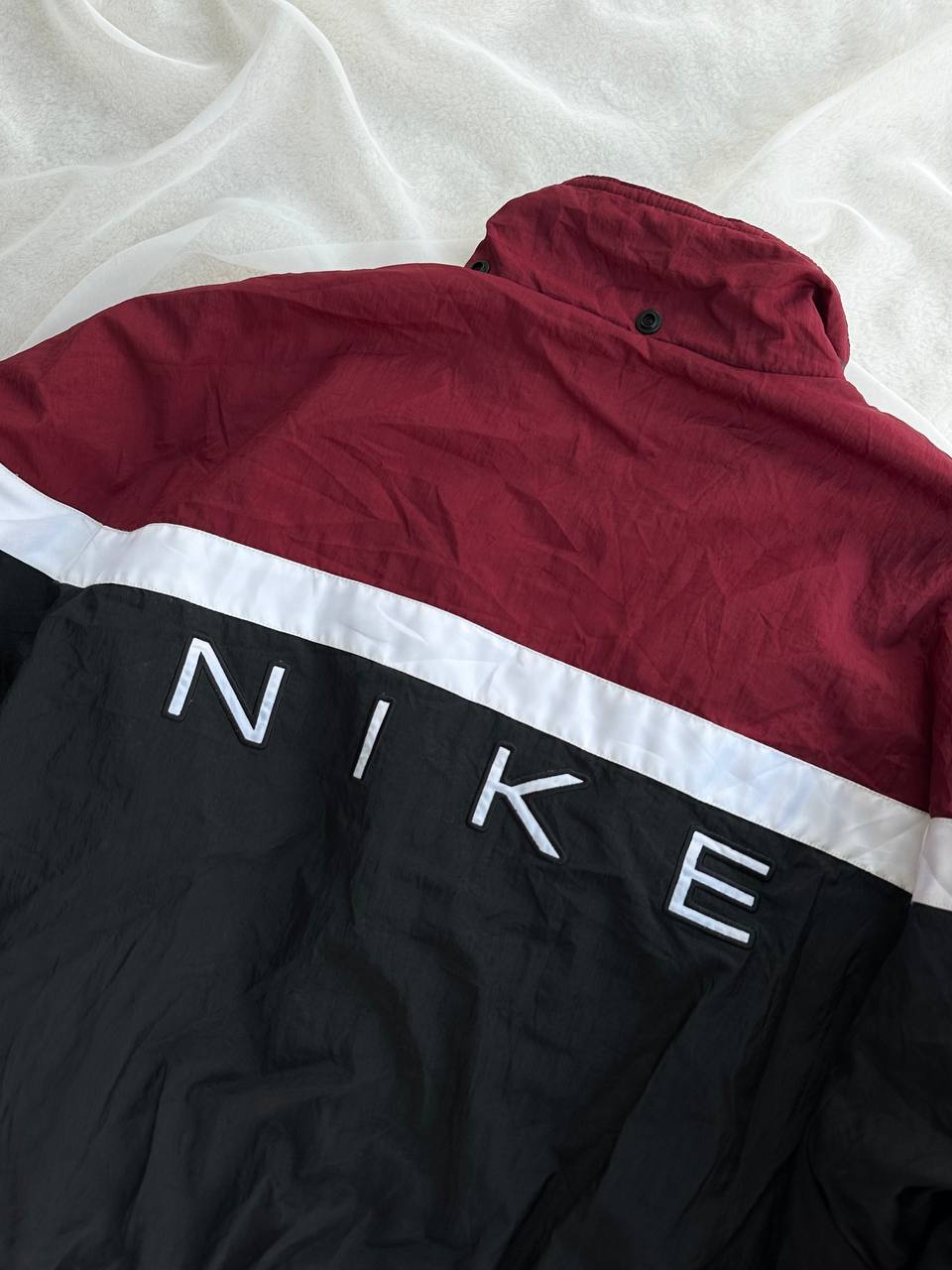 CHAQUETA NIKE (XL)