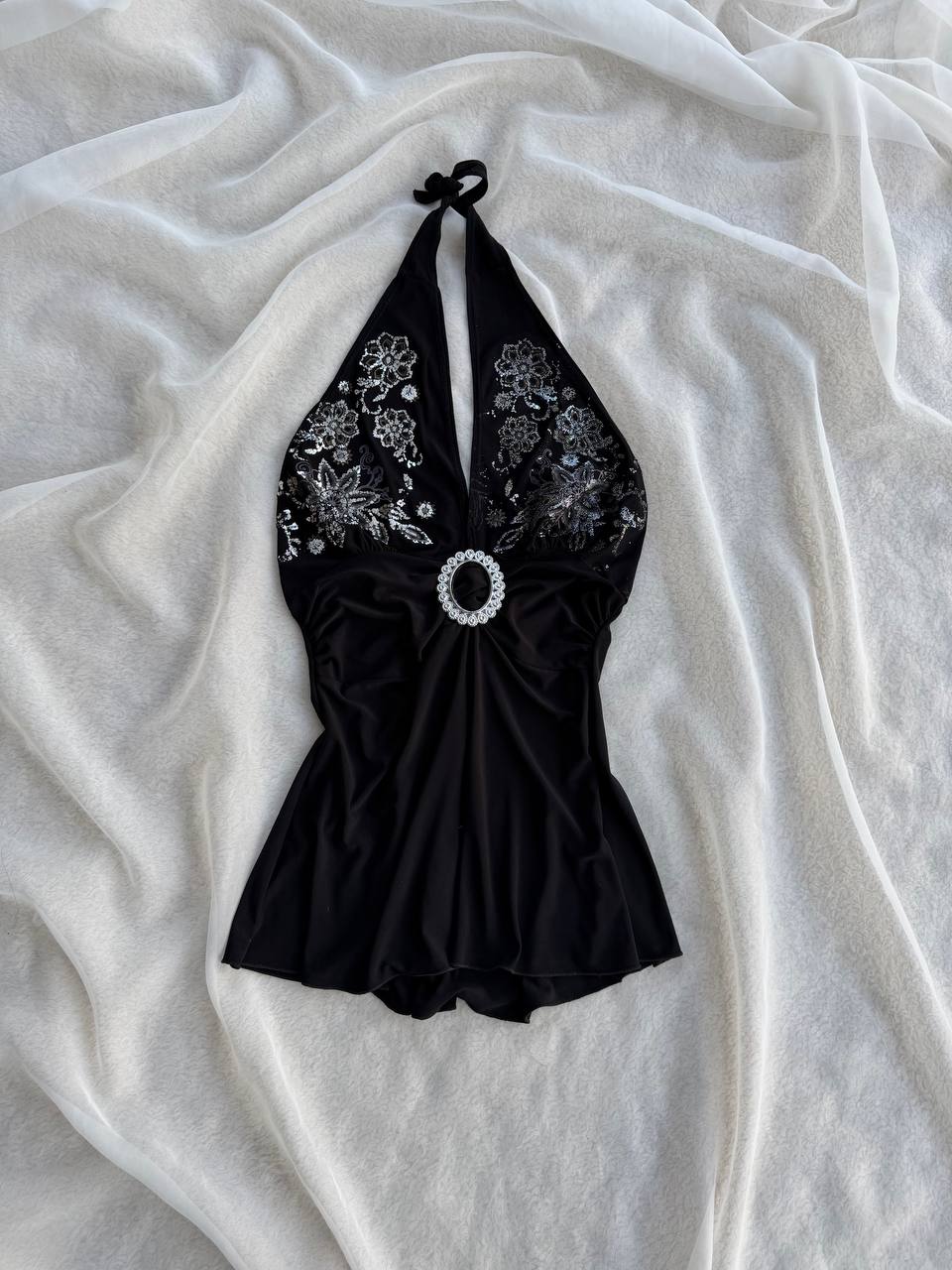 BLACK HALTER TOP (S)