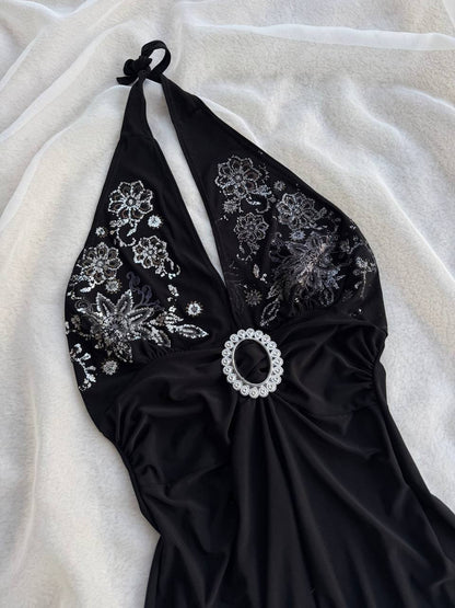 BLACK HALTER TOP (S)