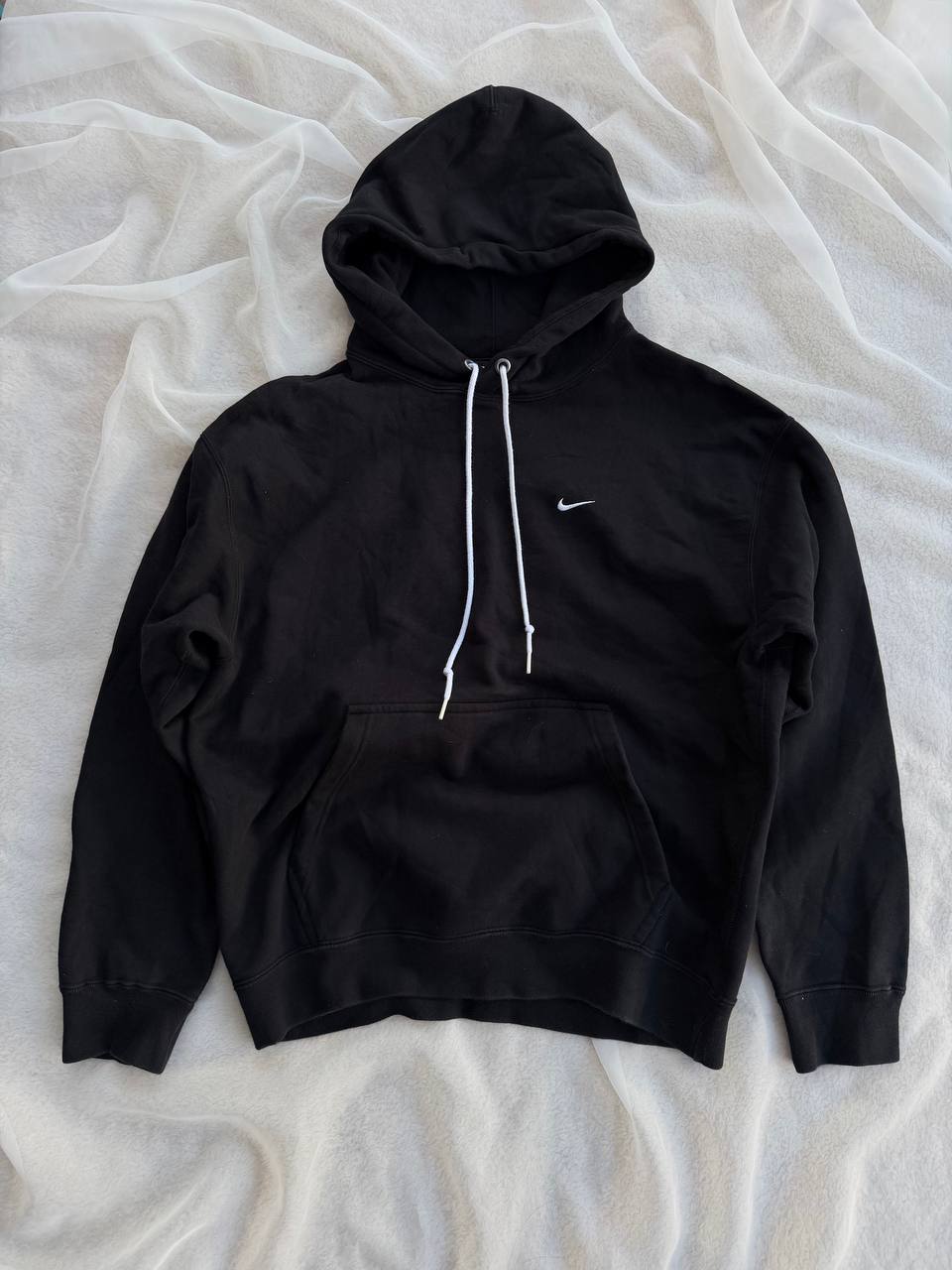 BLACK HODDIE NIKE (M)