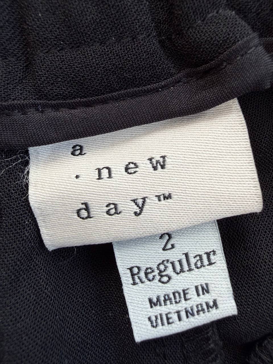 TROUSER A NEW DAY (38)