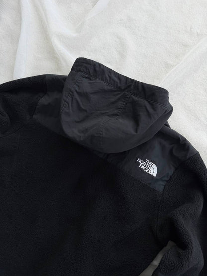 DENALI JACKET TNF (M)