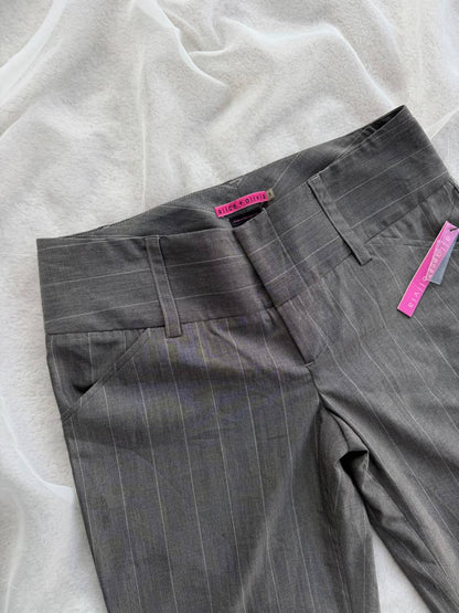 LOW RISE PANTS (38)