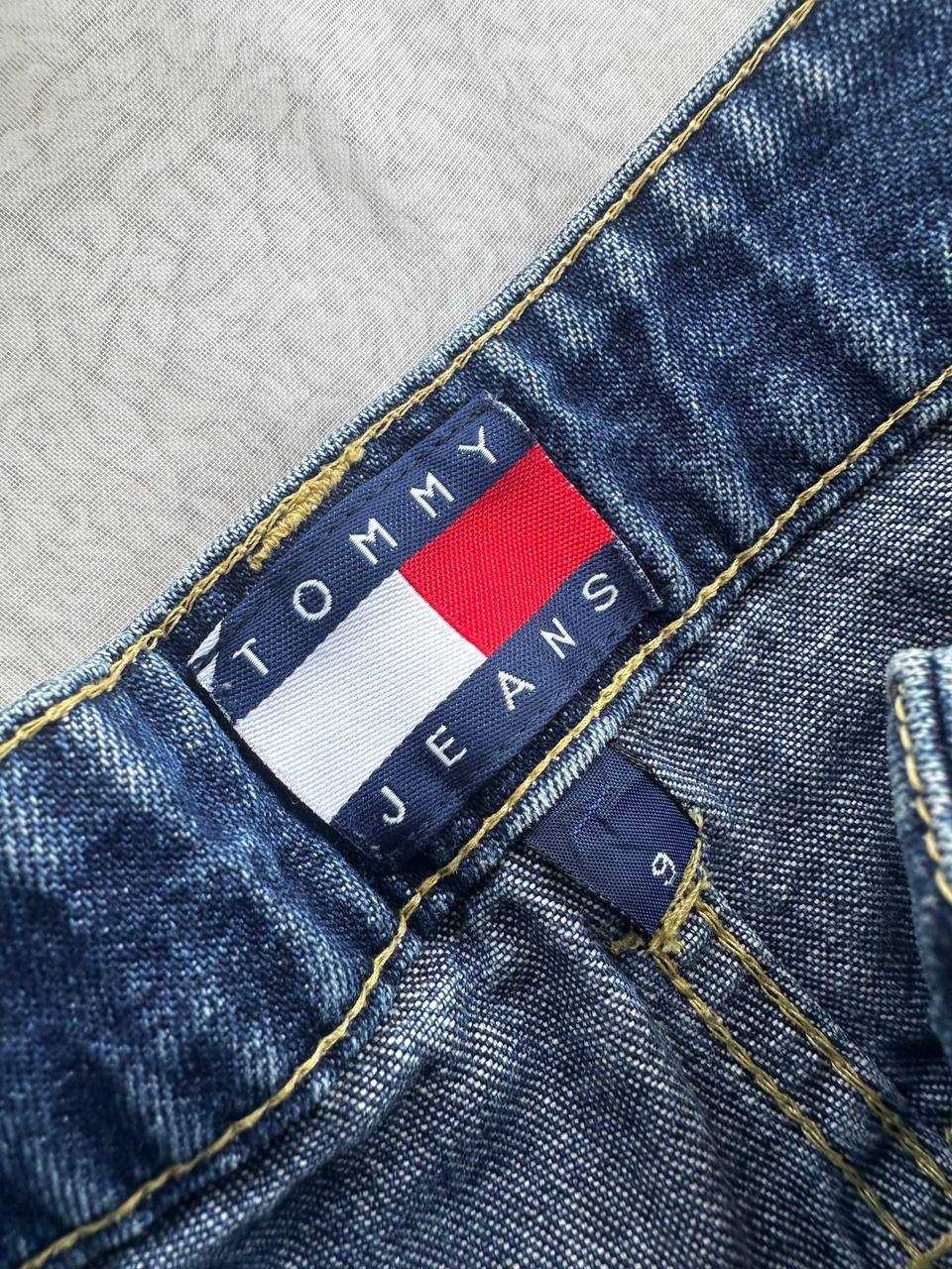 TOMMY JEANS SHORT (38)