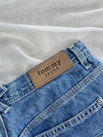 SHORT TOMMY JEANS (38)