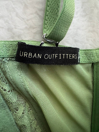URBAN OUTFITTERS (S)