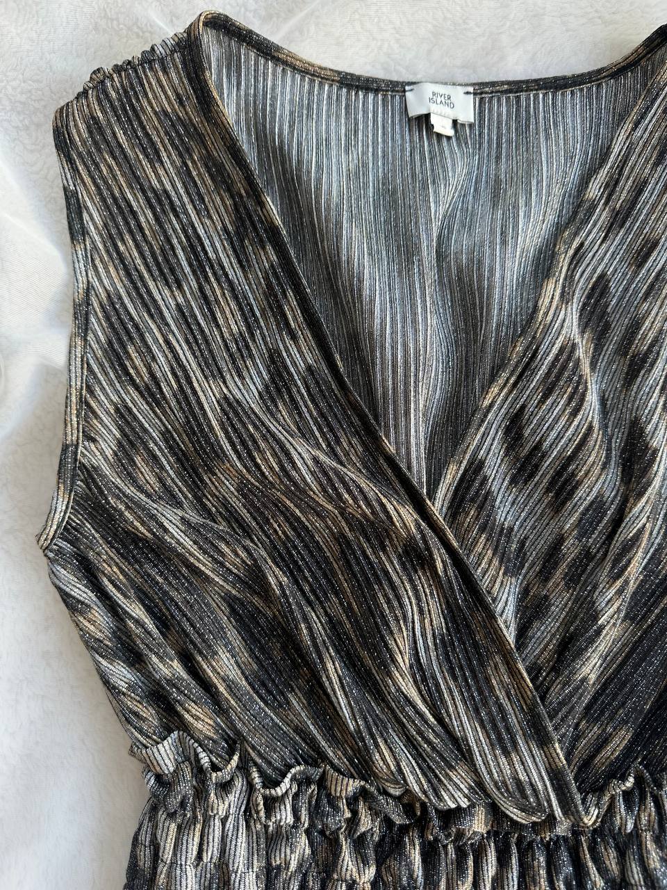 RIVER ISLAND TOP (S)