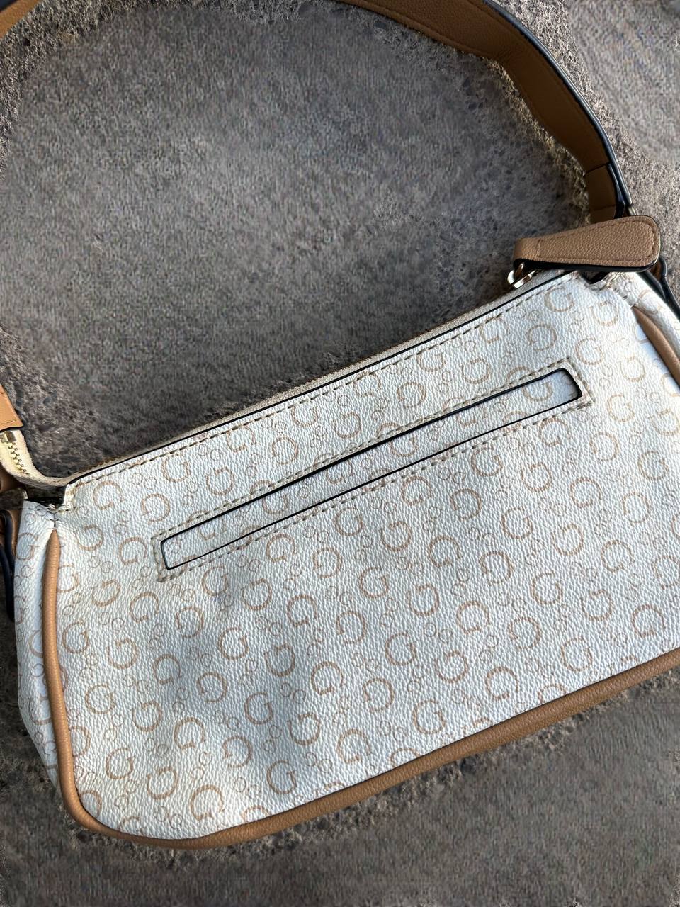 MINI BAG GUESS